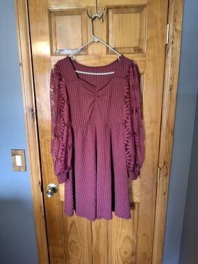 SHEIN Burgundy Lace Sleeve Midi Dress